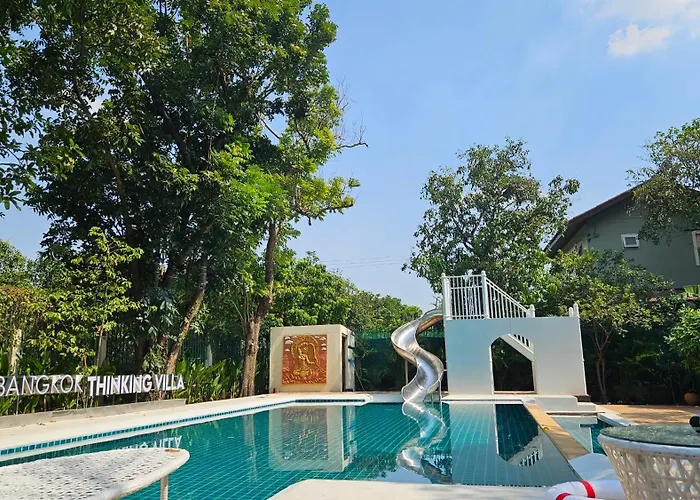 Villa 曼谷2000平方米庄园别墅 超大泳池sukhmvit位置绝佳 9间卧室 Bangkok